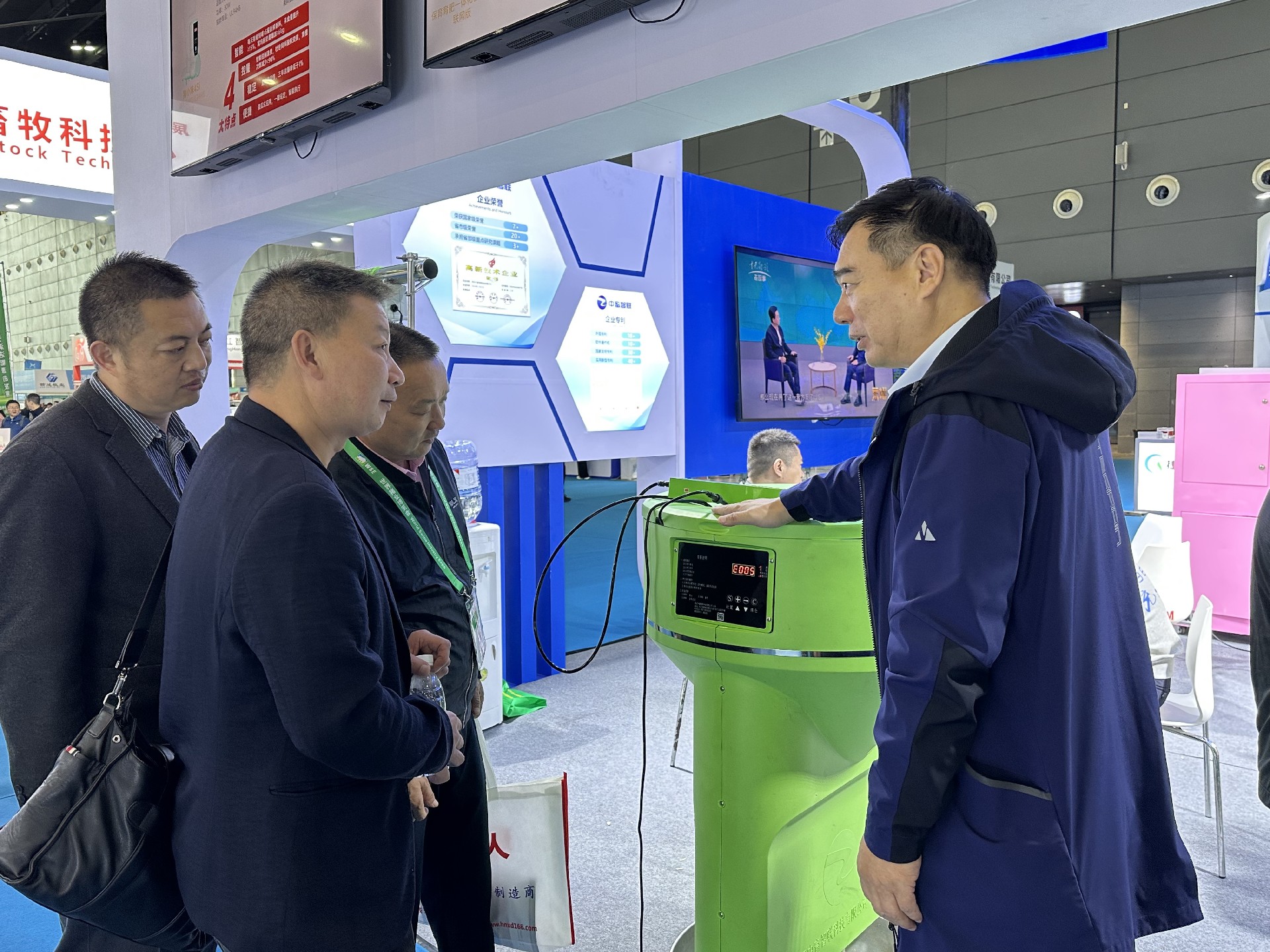 1763529396201268.jpg IMG_2817.JPG